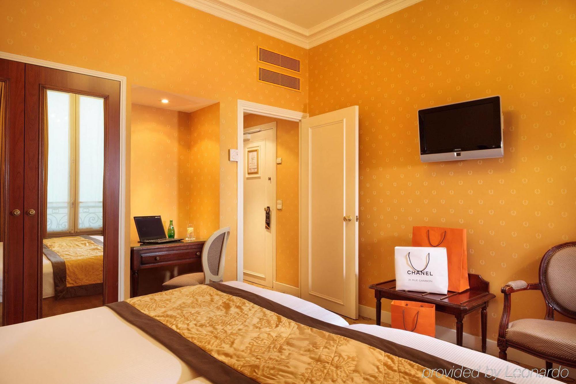 Hotel Mayfair 4*