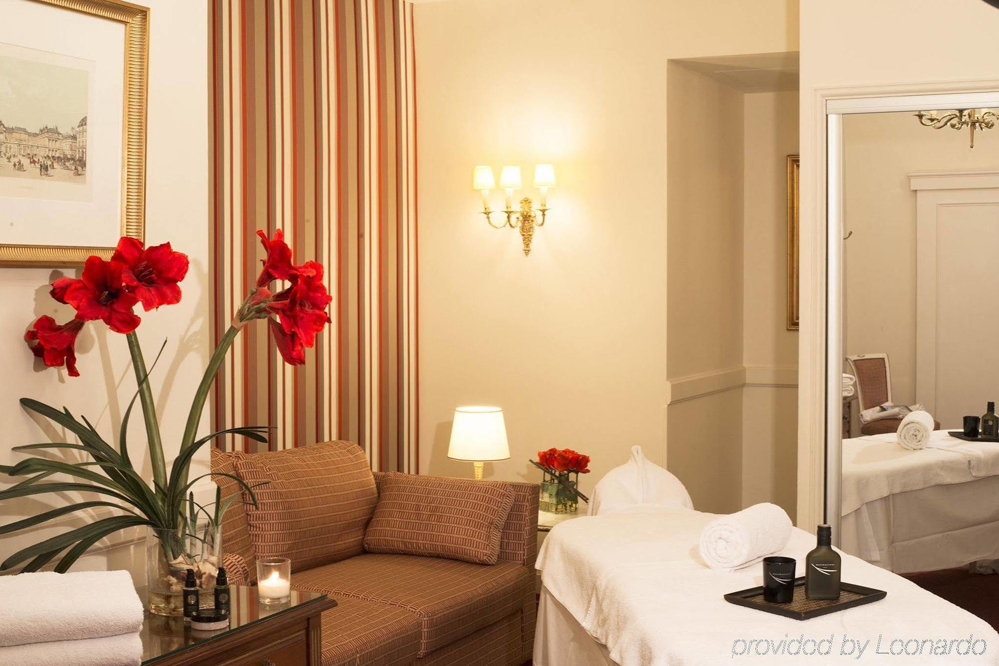 Mayfair Hotel
