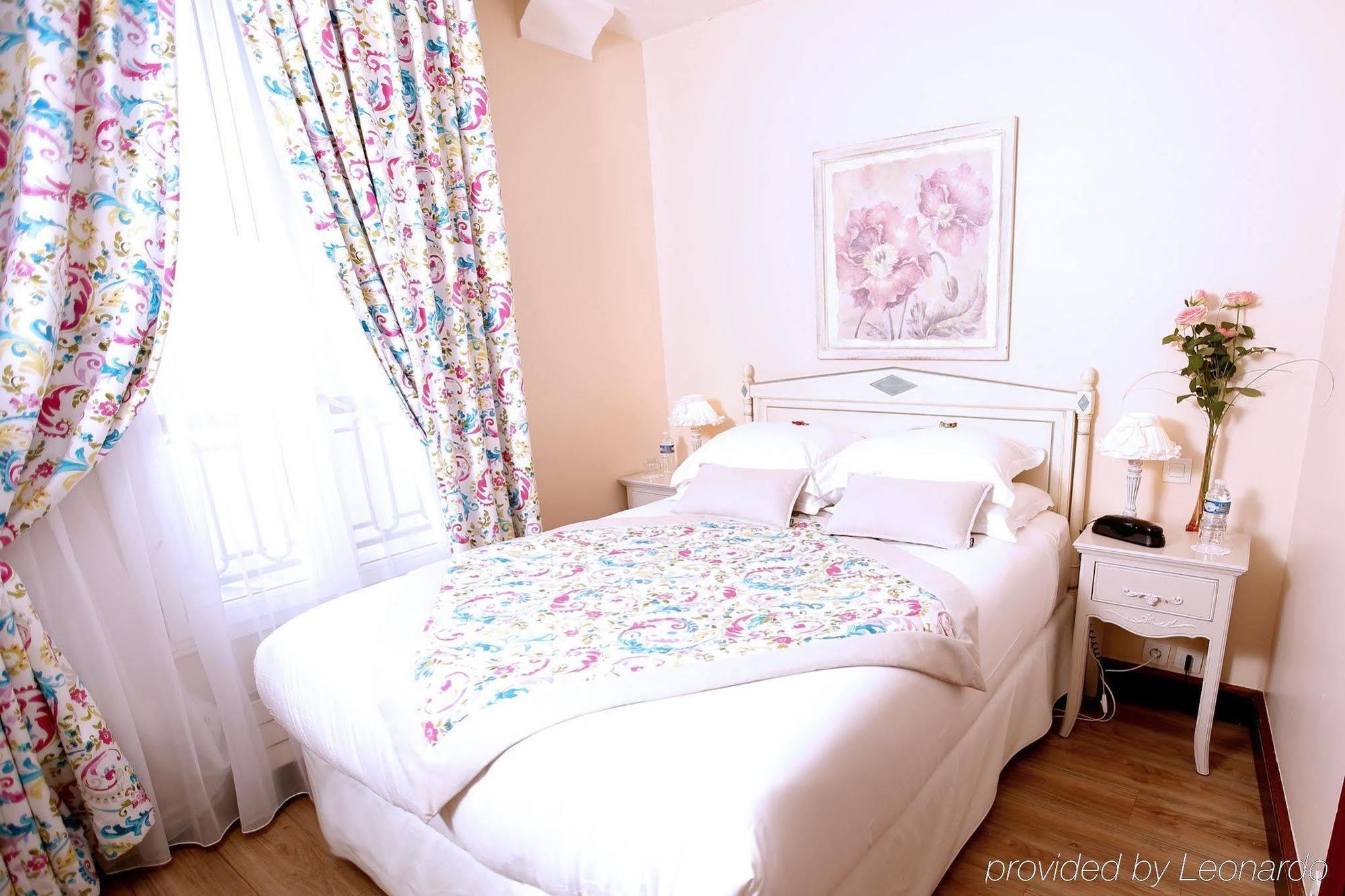 Waldorf Montparnasse 3*