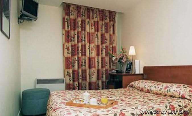 Le Montana Hotel