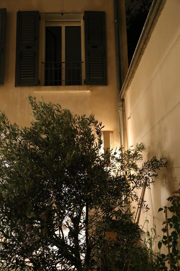 Le Clos De L'olivier Bed & Breakfast 2*