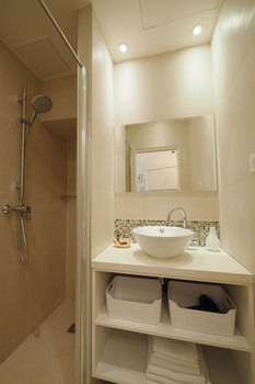 Louvre Opera Private Chicsuites * Paris