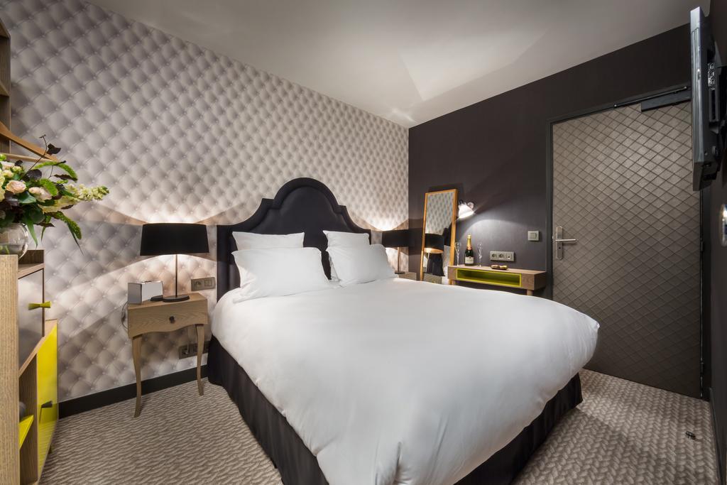 Hotel La Parizienne By Elegancia 3*