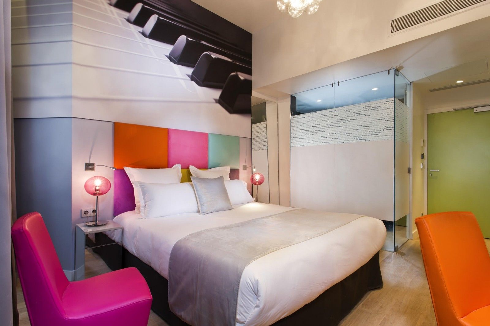 Hotel Lyric Opera 4*