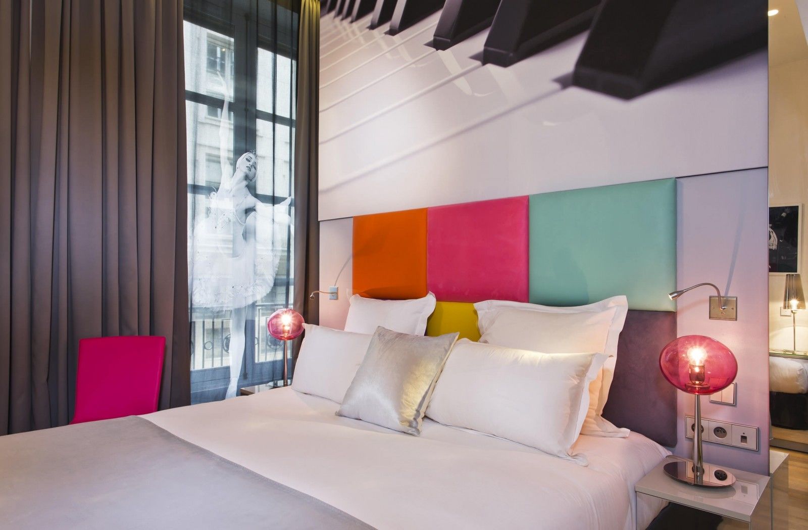 Hotel Lyric Opera 4*
