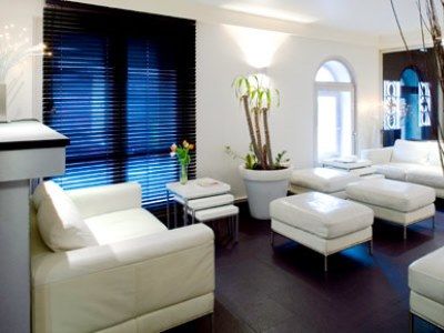Victoria Hotel 2*