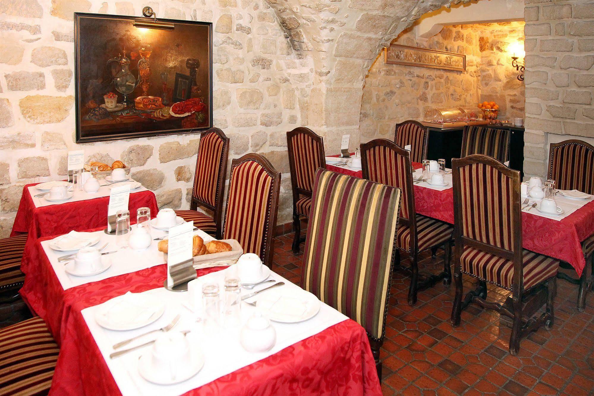 Hotel Saint-louis En L'isle - Notre-dame