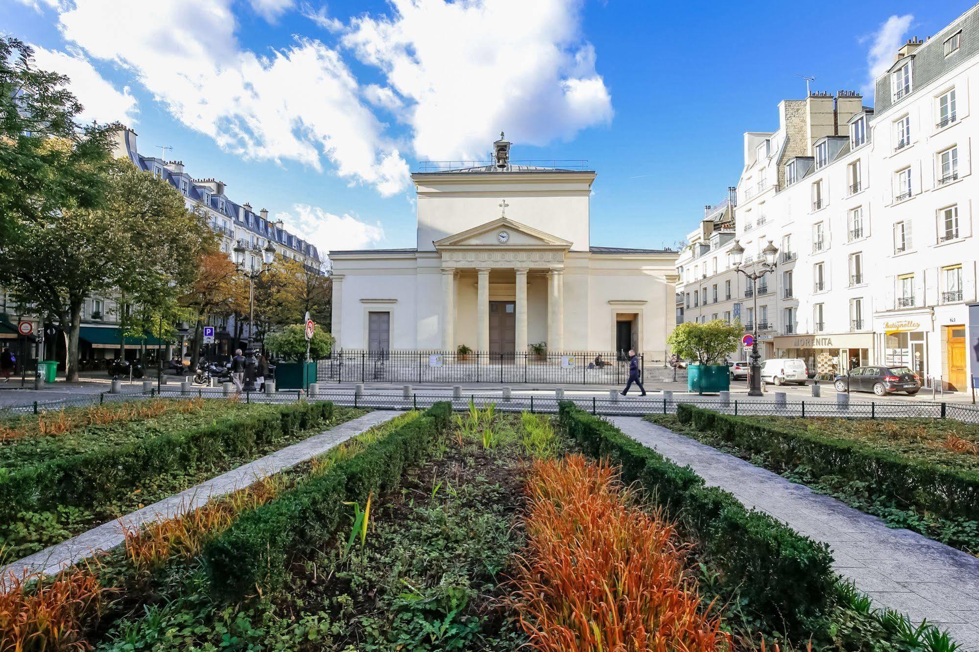 Ibis 17 Clichy-batignolles Hotel