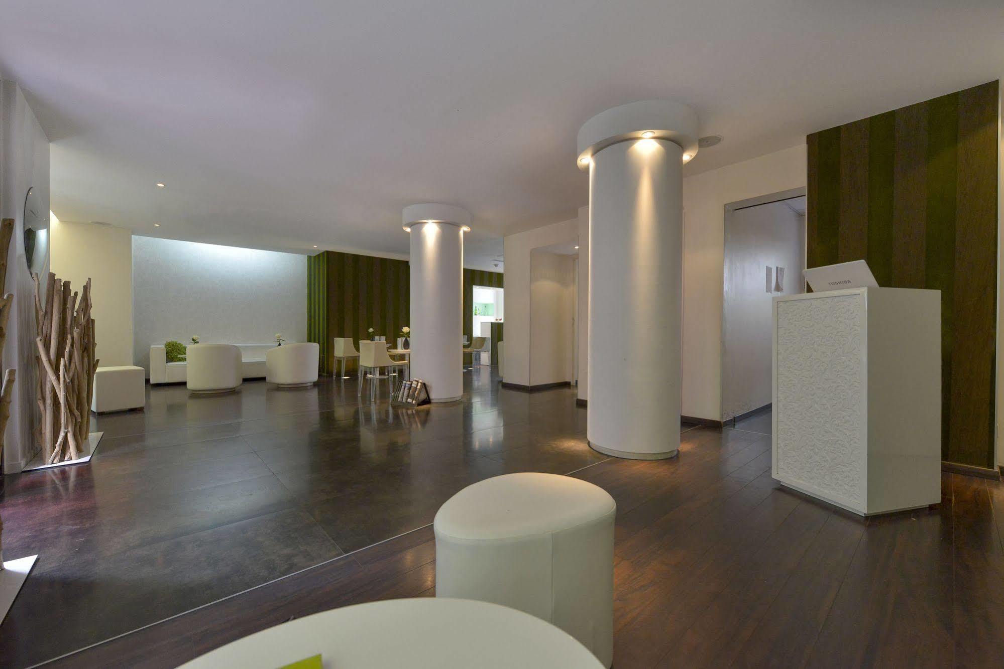 Hotel Le Quartier Bercy-square Parigi