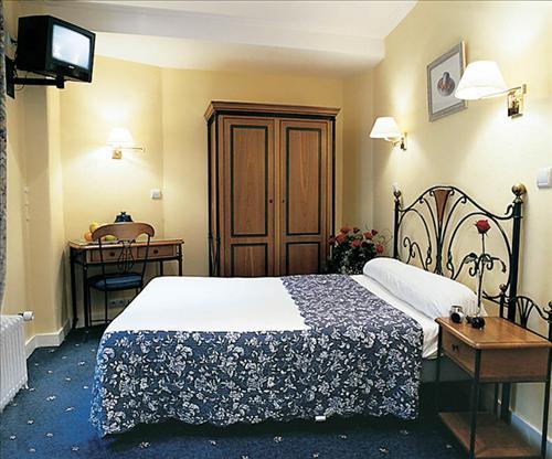 London Hotel Paris
