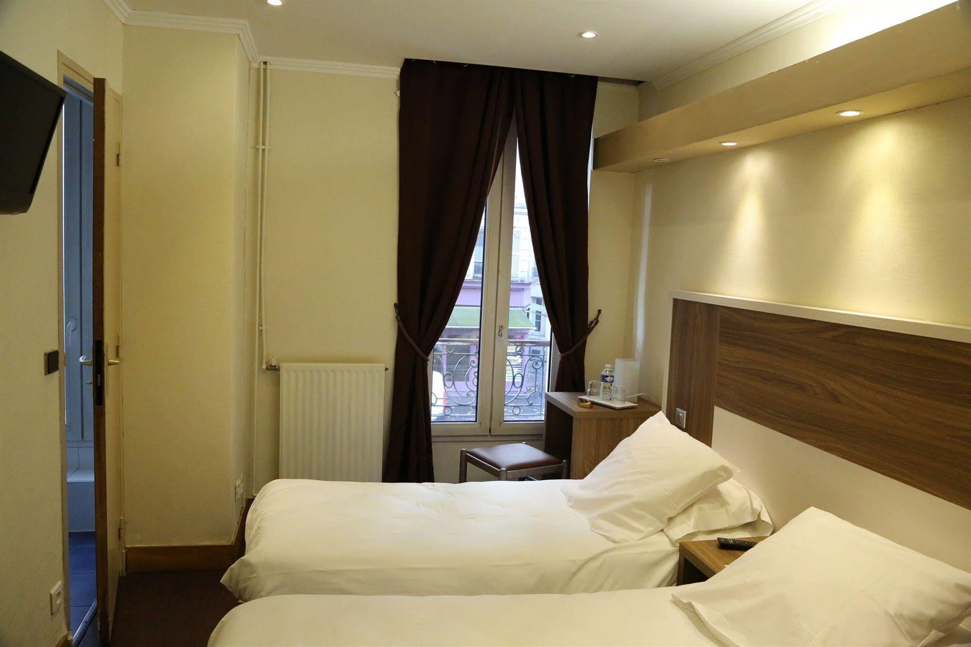 Grand Nouvel Opera Hotel 3*