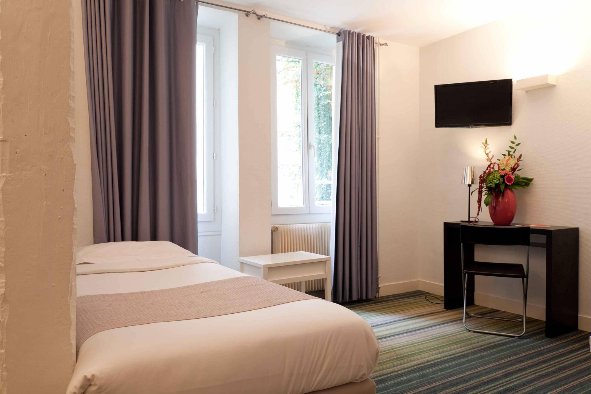 Hotel The Originals City, Lecourbe, Tour Eiffel
