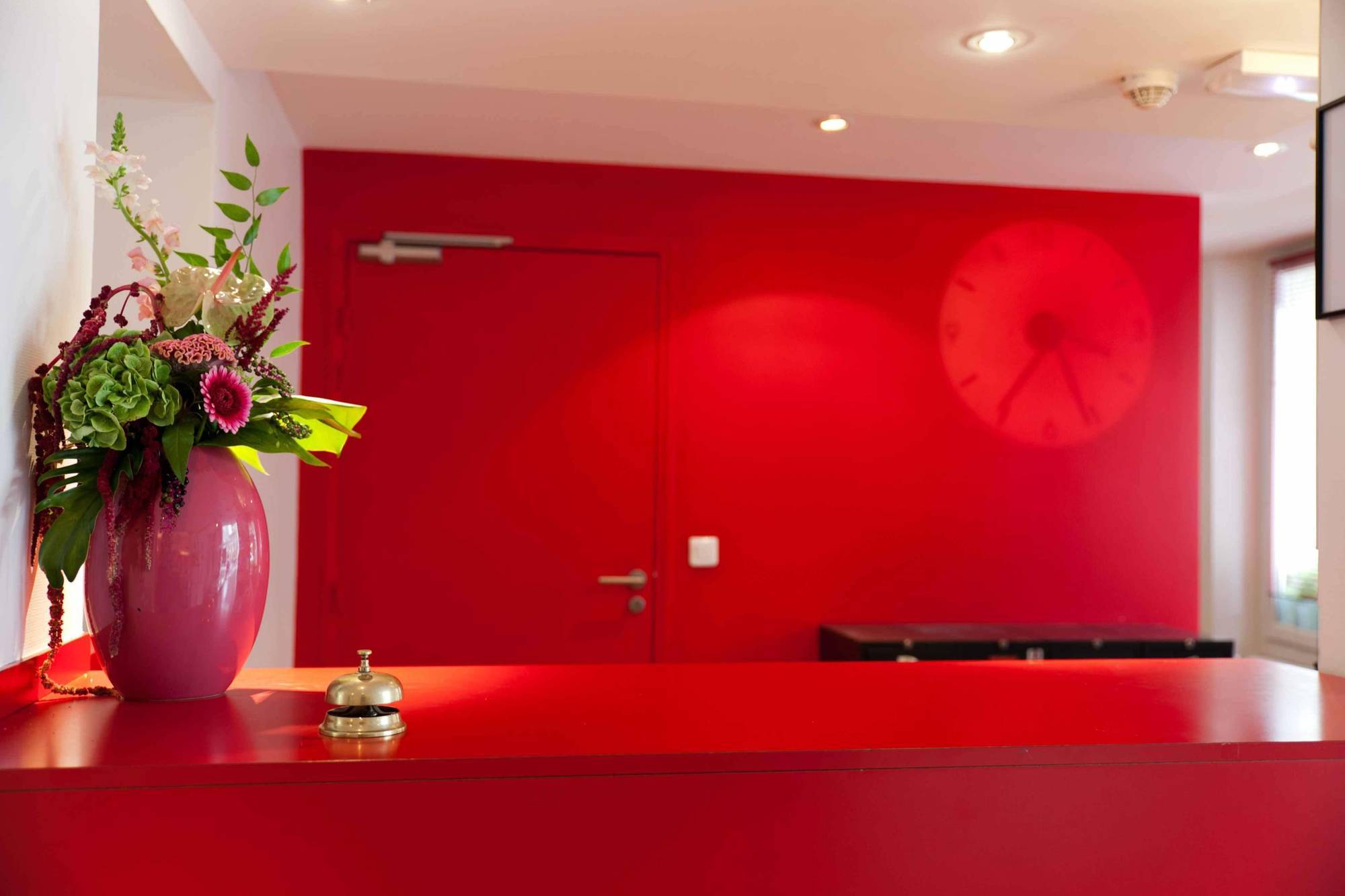 Hotel The Originals City, Lecourbe, Tour Eiffel 3*