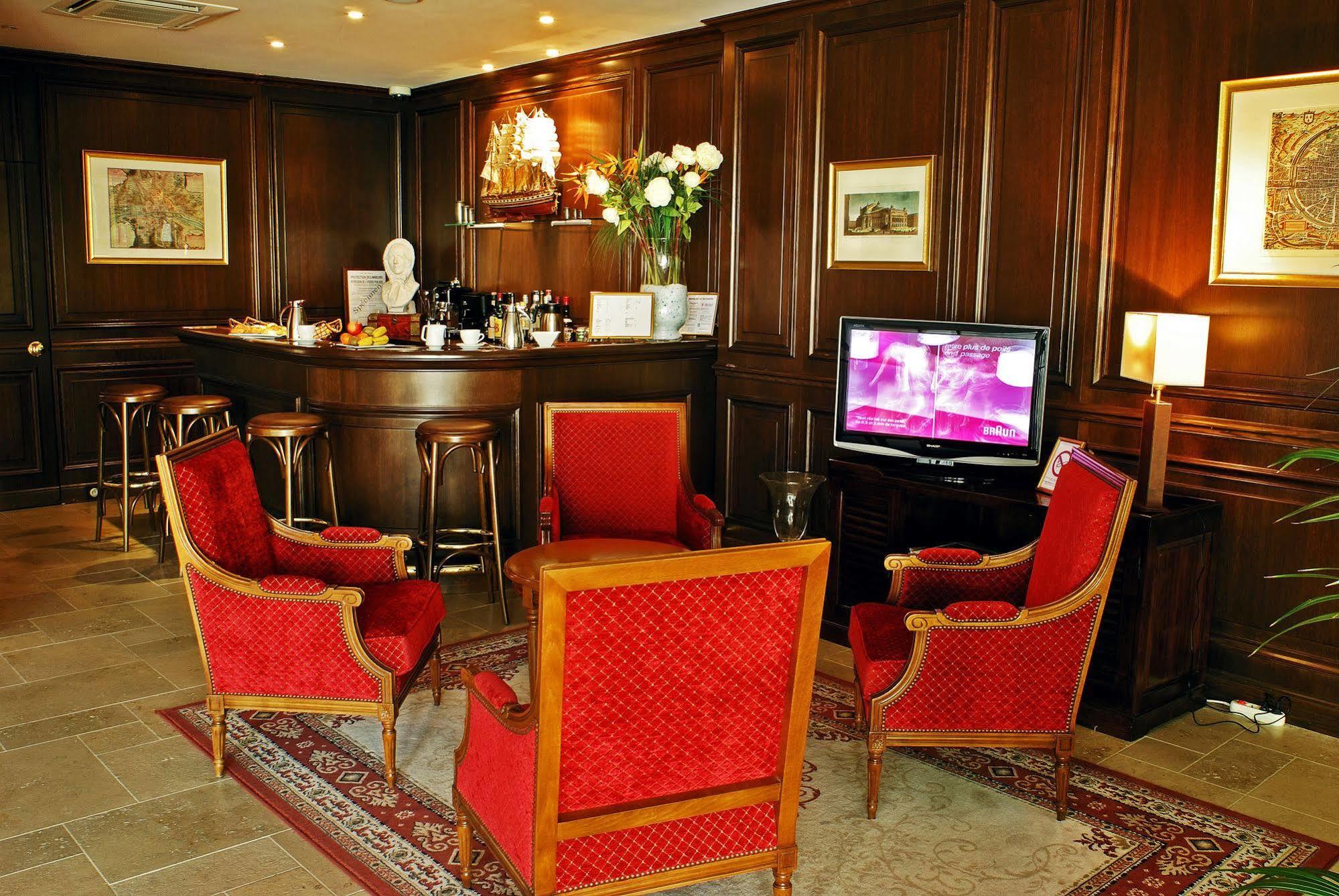 Amiral Hotel 4*
