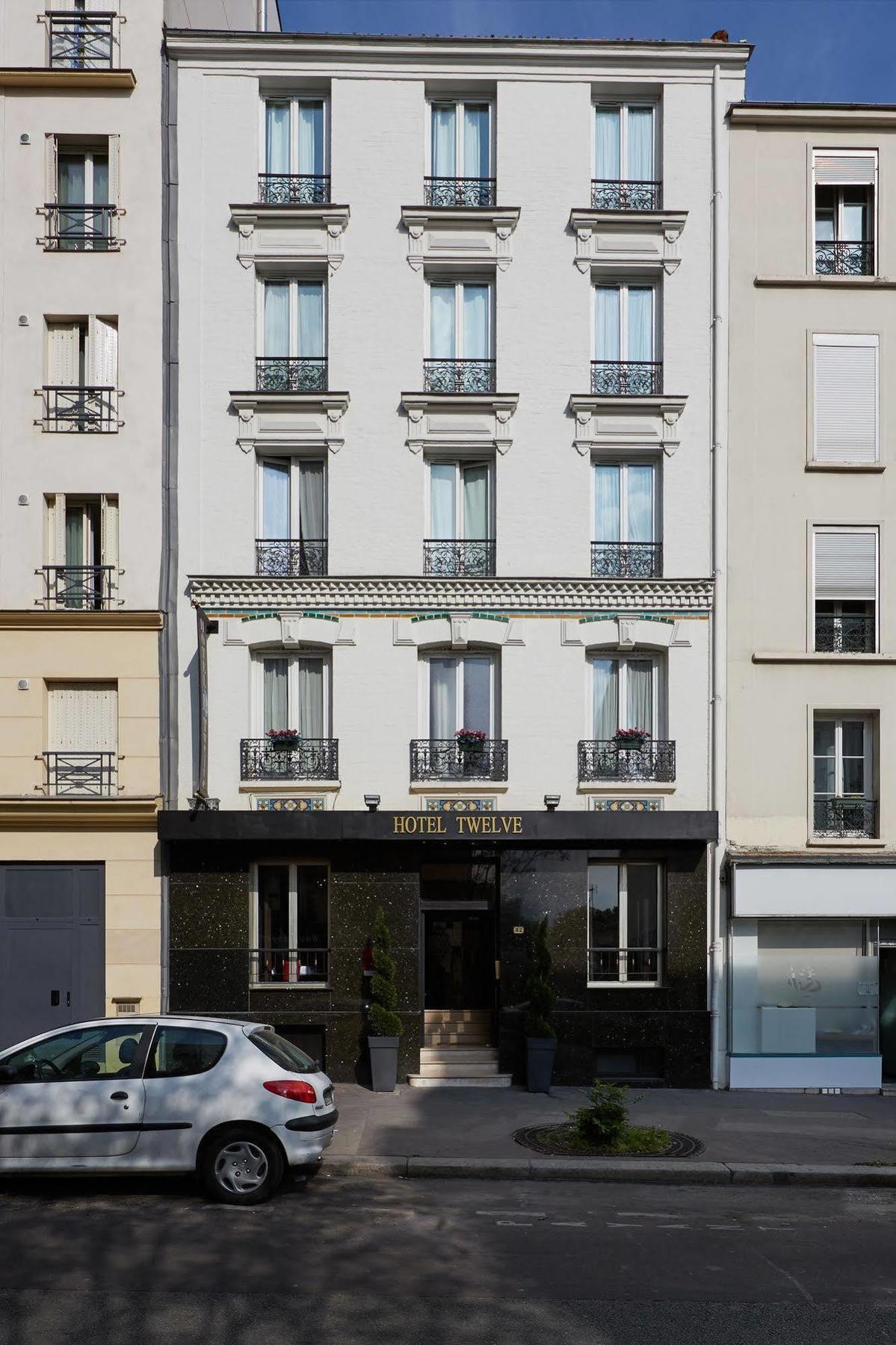 Le Twelve Hotel