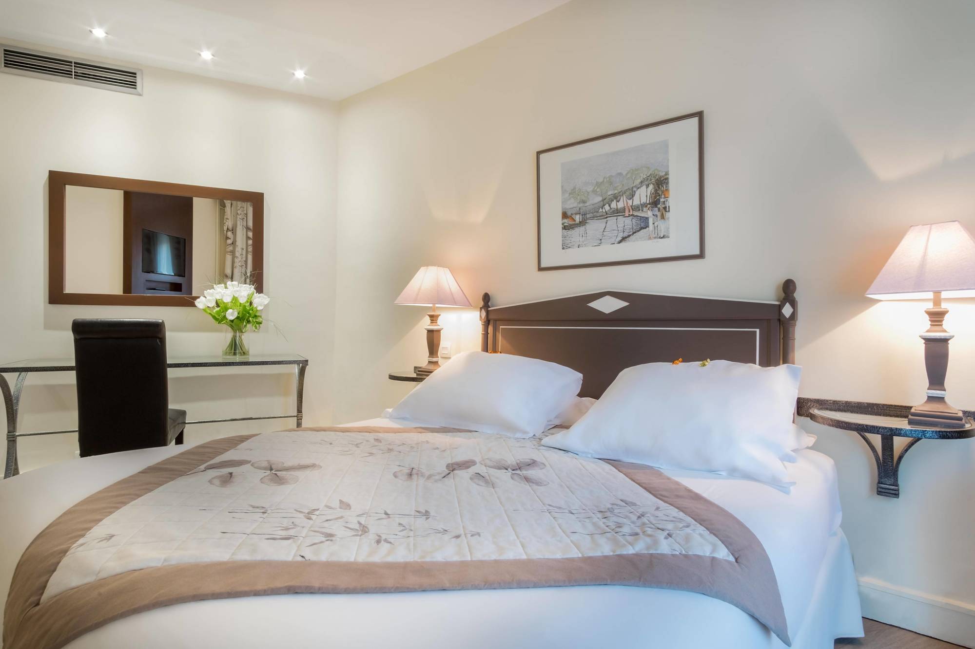 Waldorf Montparnasse Hotel 3*