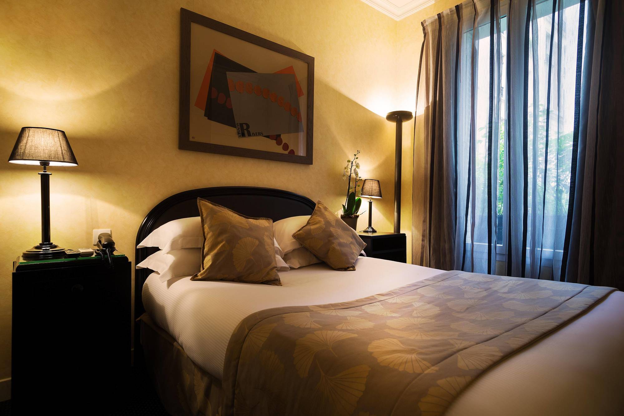 Archetype Etoile Hotel 3*