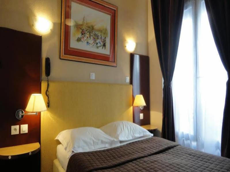 Clauzel Hotel