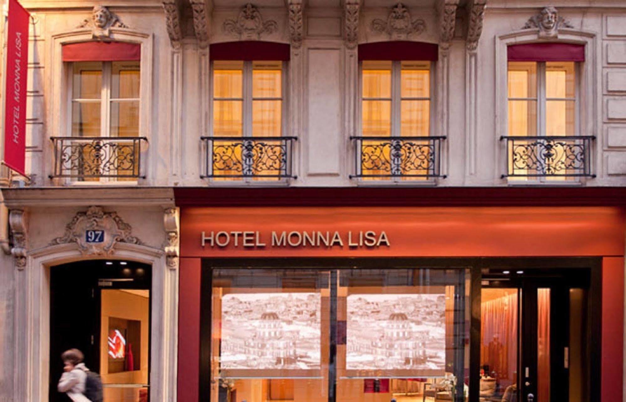 Monna Lisa Champs Elysées 4*