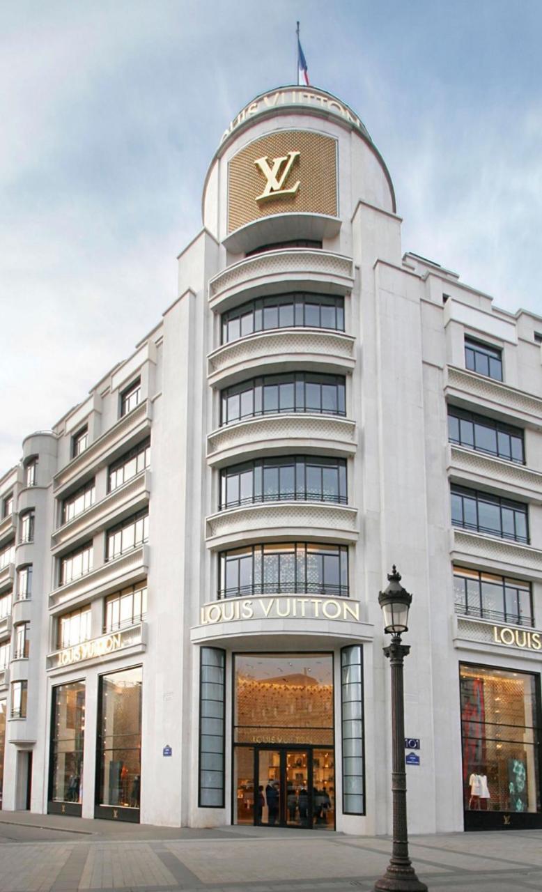 Apartment 21a Marechal Foch Avenue Champs-elysees Paris