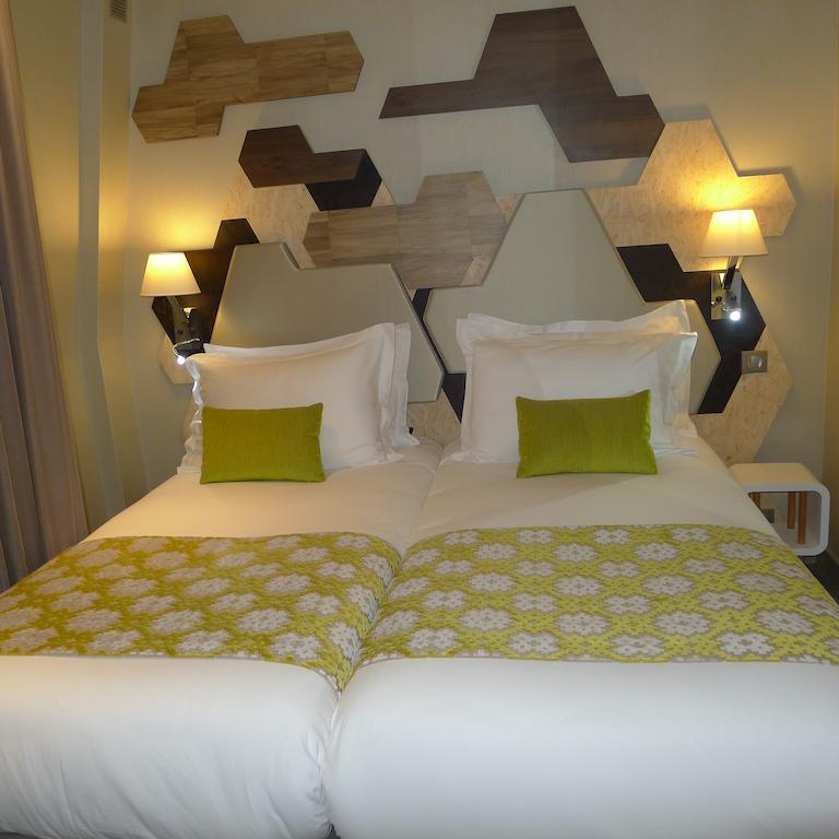 Prince Albert Wagram Hotel