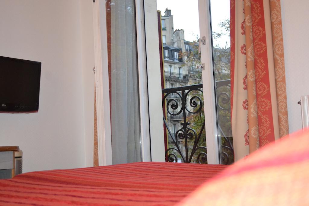Hotel William's Opera 3*