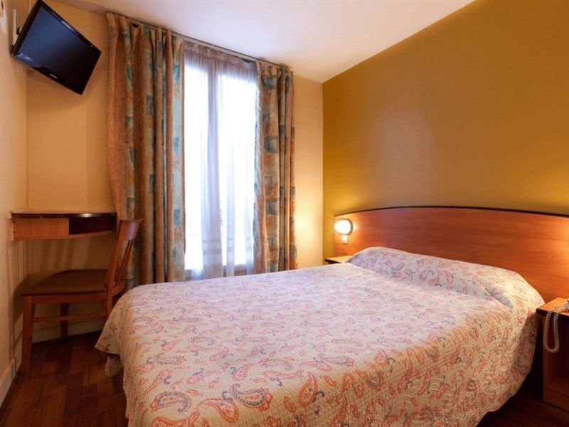 Hibiscus Republique Hotel Paris