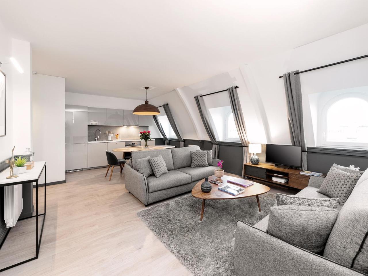 Appartamento Livinparis - Luxury Ac 2 & 3 Bedrooms Le Louvre Parigi