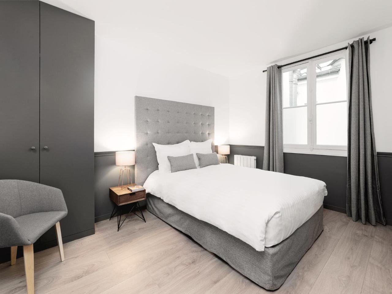 Livinparis - Luxury Ac 2 & 3 Bedrooms Le Louvre * Parigi