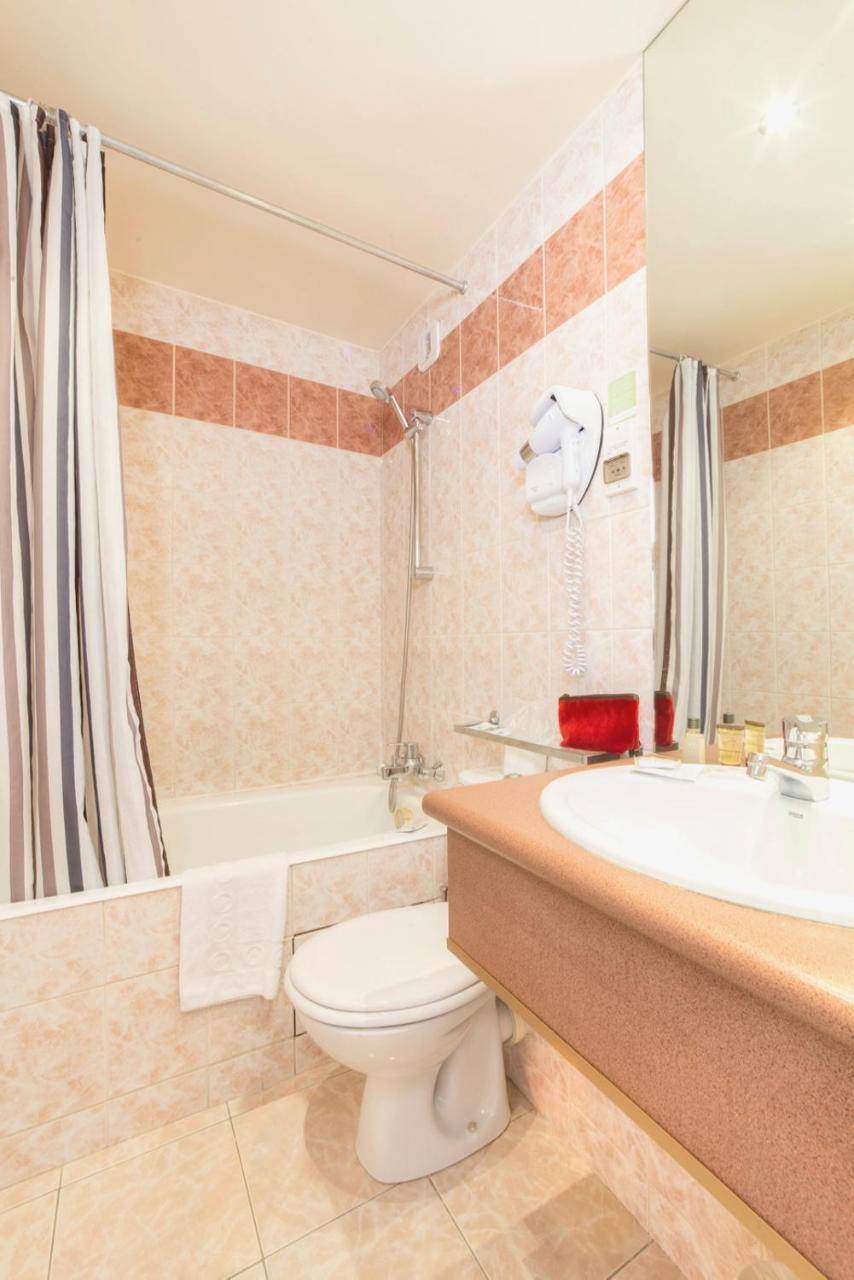 Pierre Nicole Hotel Parigi