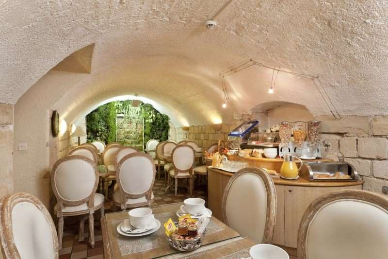 Hotel Aston 3*