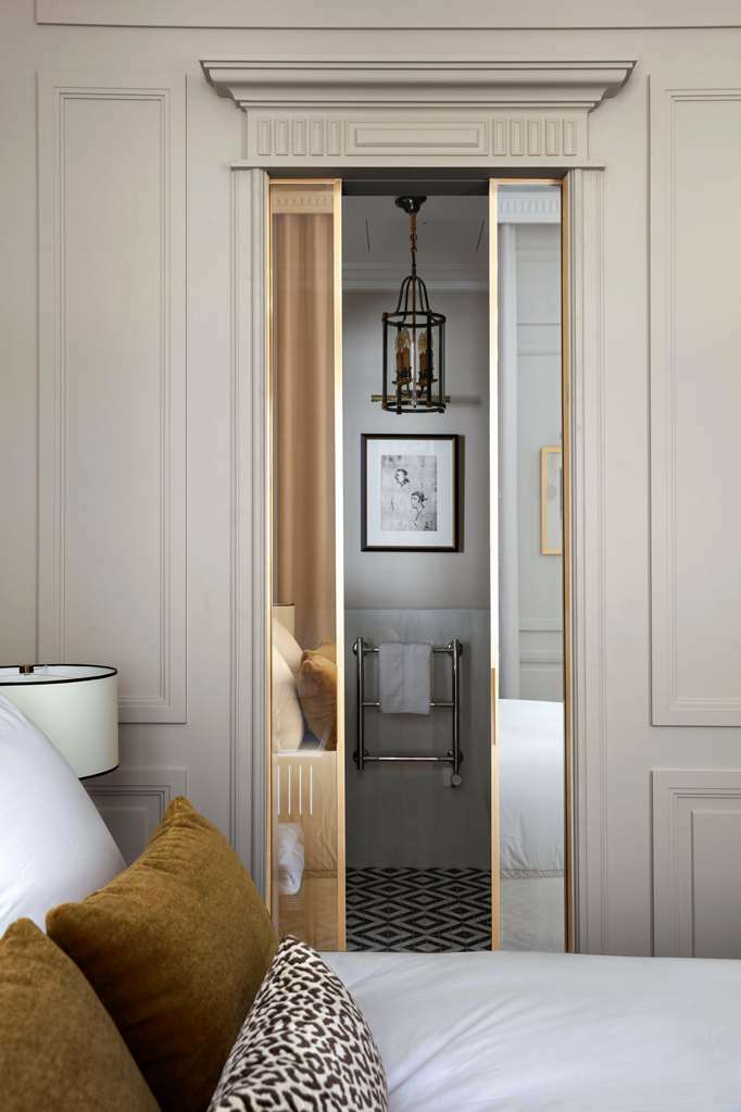 Les Jardins Du Faubourg & By Shiseido Hotel
