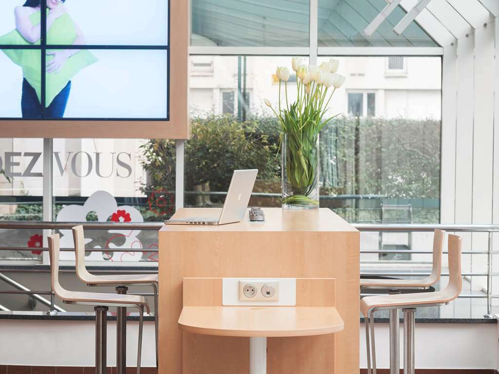 Ibis 17 Clichy-batignolles Hotel 3*