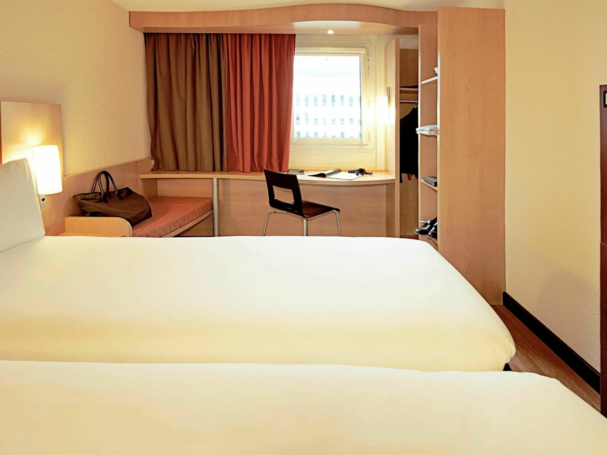 Ibis Opera La Fayette 3*