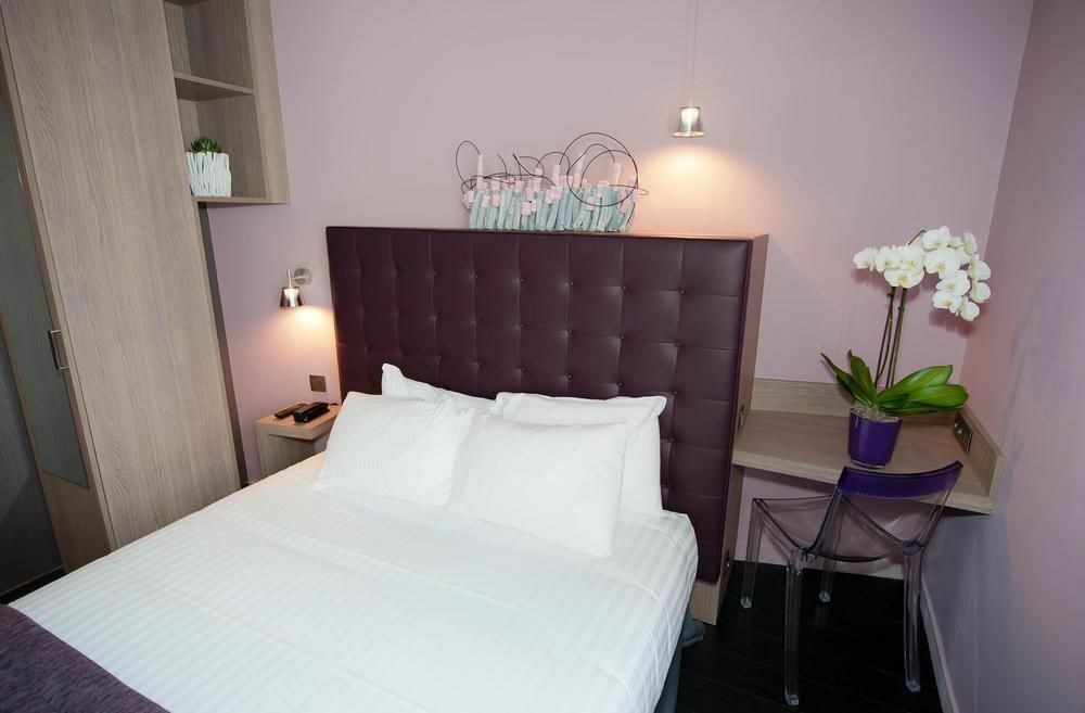 Hotel Saint-charles 3*
