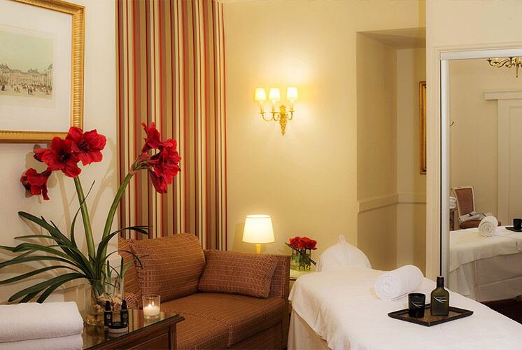 Mayfair 4*