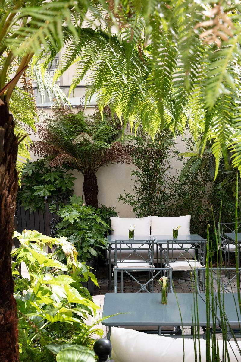 Les Jardins Du Faubourg & By Shiseido