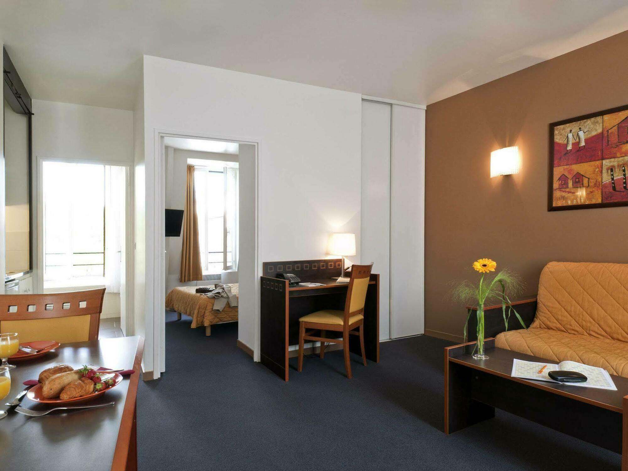 Adagio Access Philippe Auguste Aparthotel Parigi