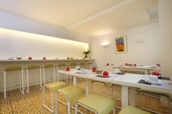 Hotel The Originals City, Lecourbe, Tour Eiffel