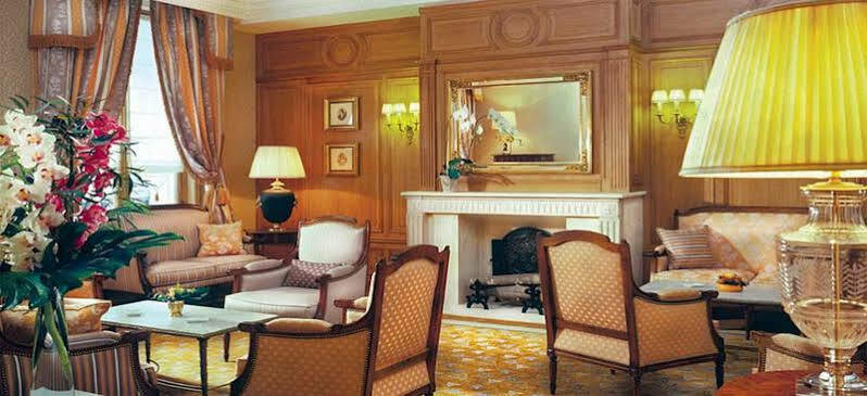 Mayfair Hotel 4*