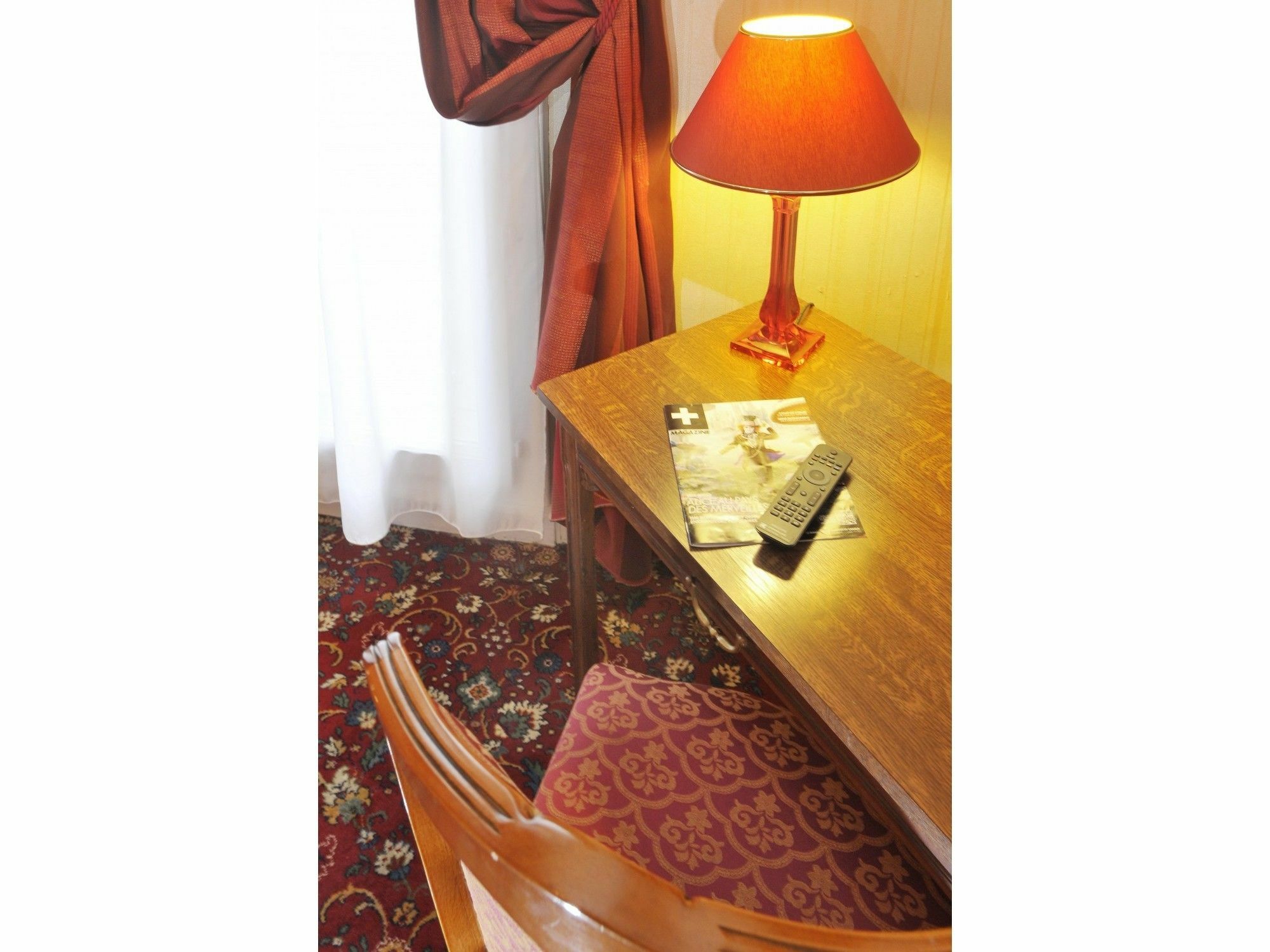 Hotel D'argenson 2*