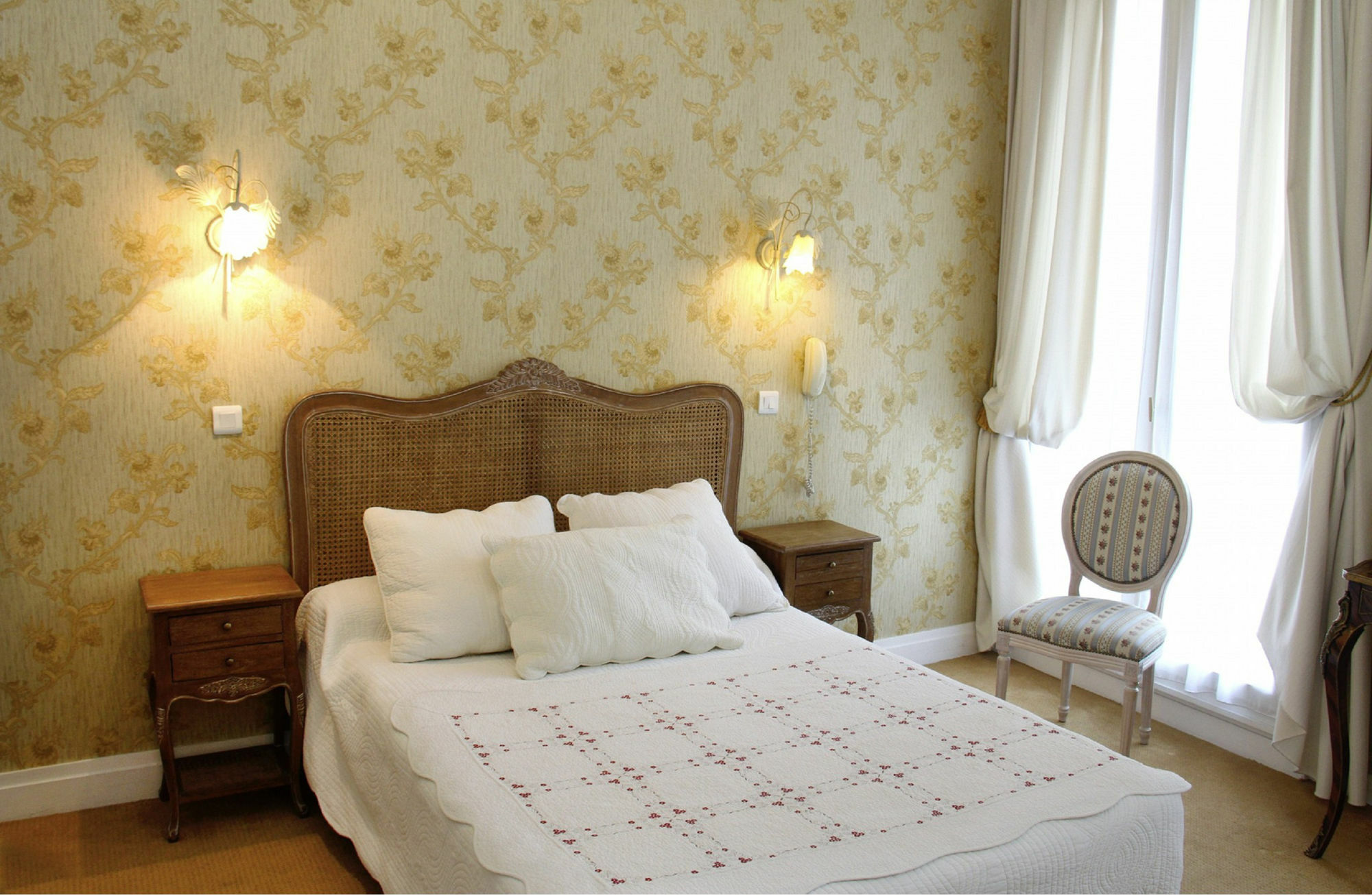 D'argenson Hotel 2*