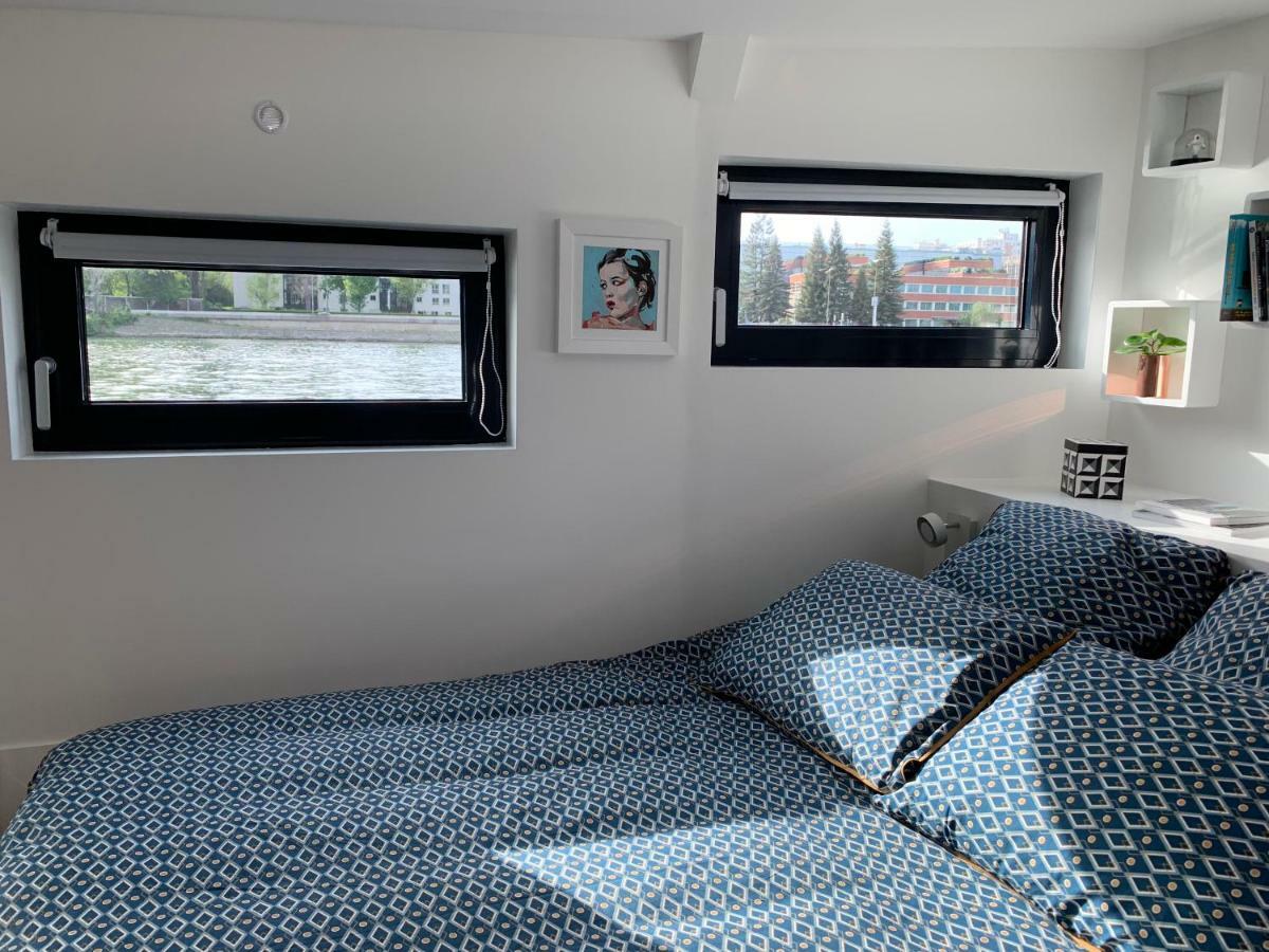 Péniche Sunflower Parigi