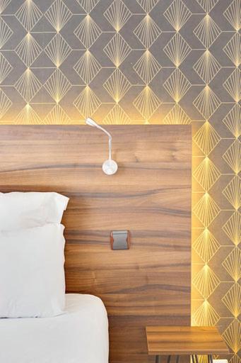 Carladez Cambronne Hotel