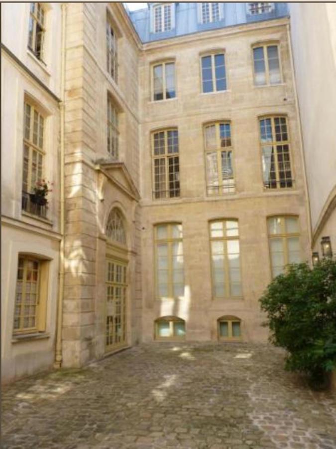 Appartamento Charming Cosy Triplex In Trendy Marais Parigi