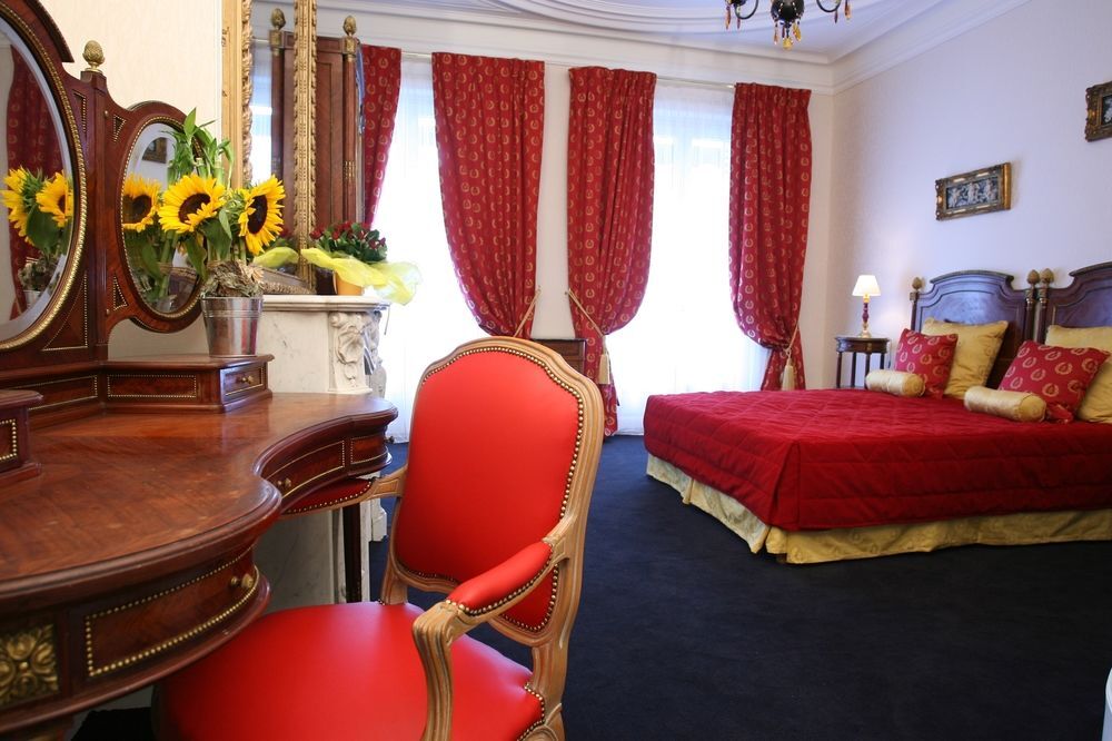 Hotel & Spa De Latour Maubourg 4*