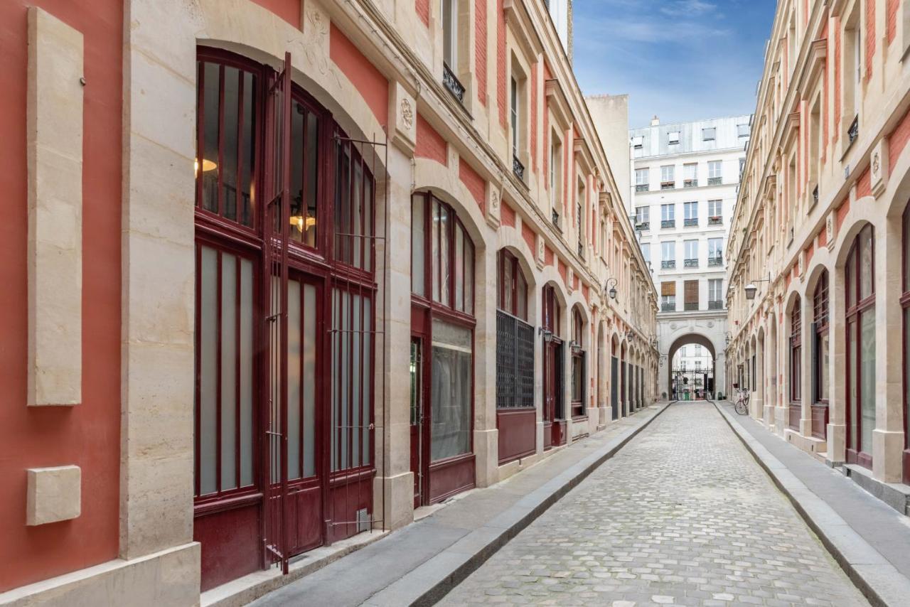 Architect's Duplex - Marais Apartment