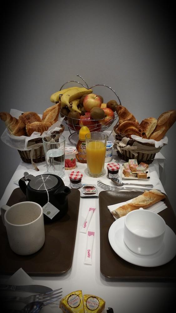 Hotel La Perle Montparnasse