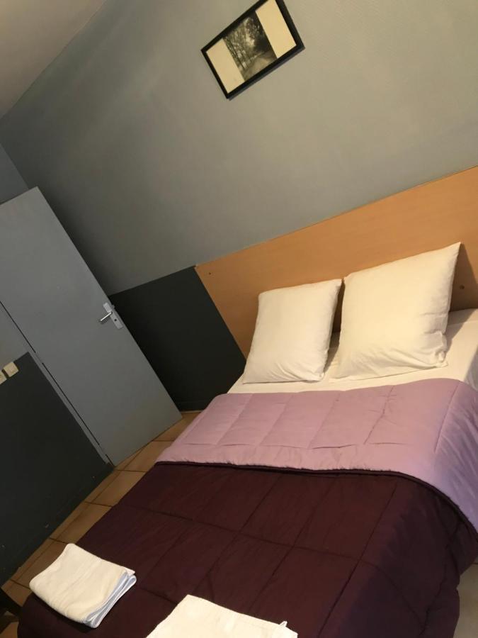 Hotel Fm 2*