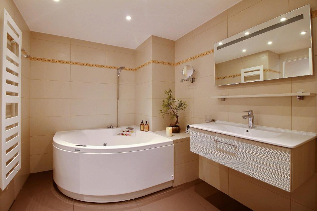 Bed & Breakfast Assia & Nathalie - Luxury Marais Parigi